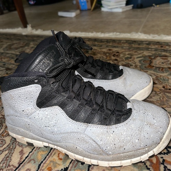 Jordan 10 Retro Light Smoke Grey Size 10 - Picture 3 of 5